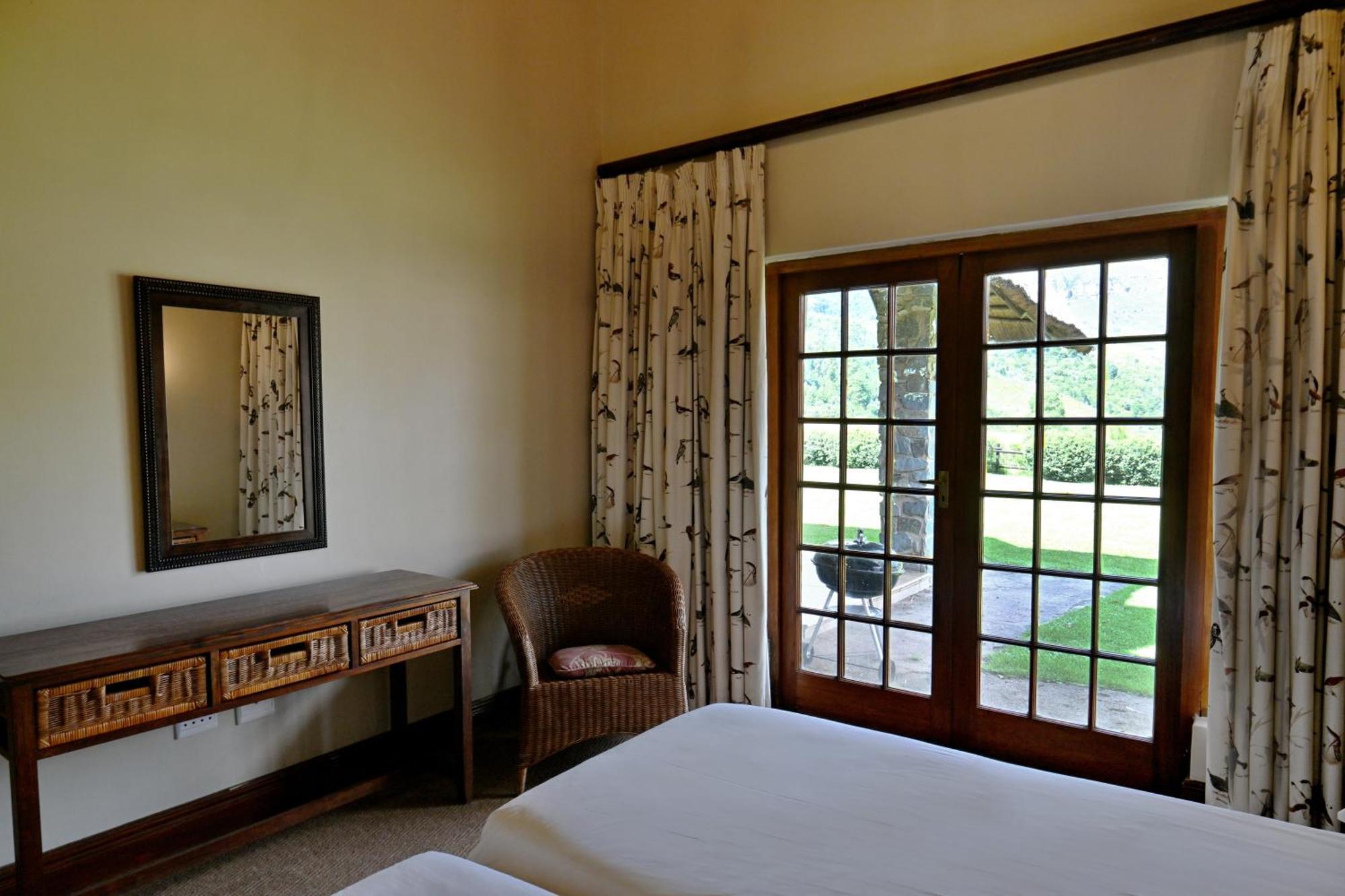 Champagne Castle Hotel Champagne Valley Room photo